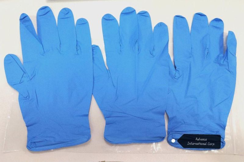 Faint Yellow Strench Vinyl Glove for Medical Examination/Household/Food Sevice