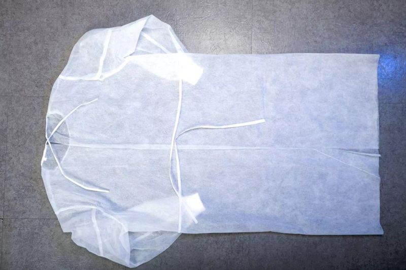 Disposable Medical Isolation Gown Low Price White PP Non-Woven Fabric 35g