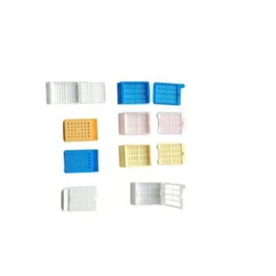 Laboratory Disposables Plastic Squard Embedding Cassette Tissue with CE ISO