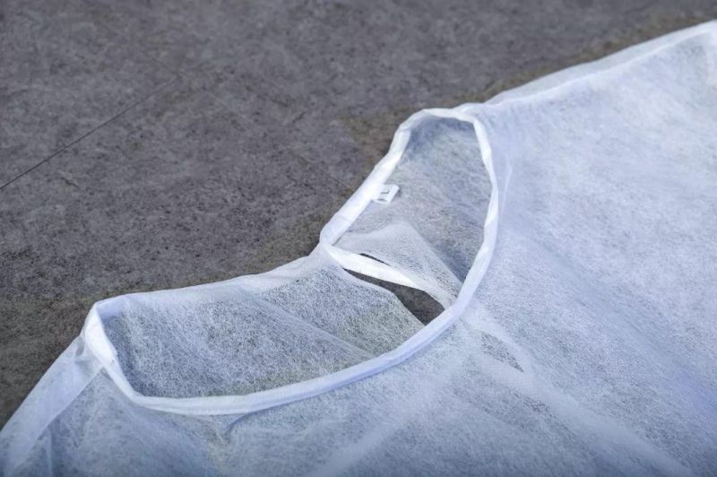 Disposable Medical Isolation Gown Low Price White PP Non-Woven Fabric 35g