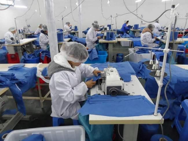 Nonwoven Isolation Gown (GHIG001) Yellow Isolation Gown