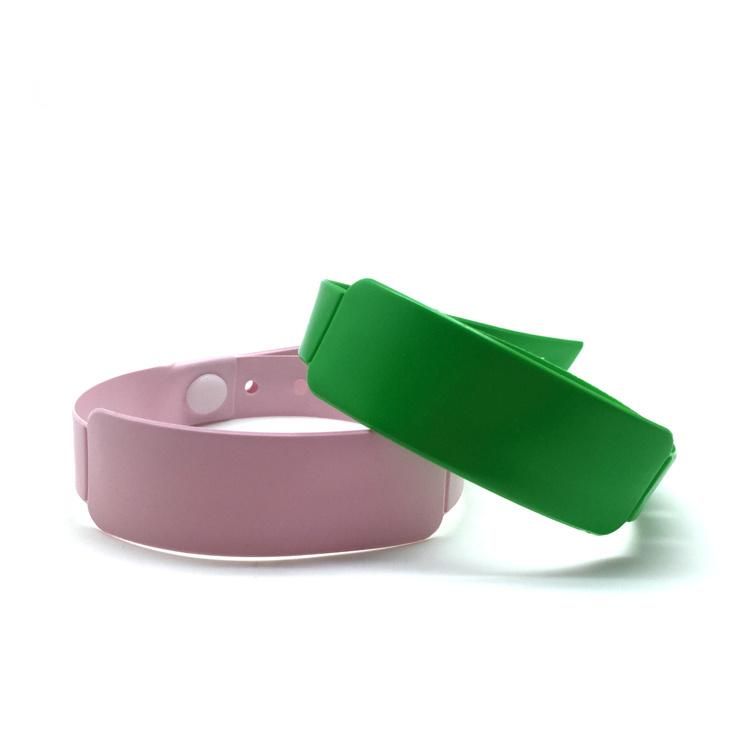 One off Use Face Wide Adult PVC Material Wrist Band for Events