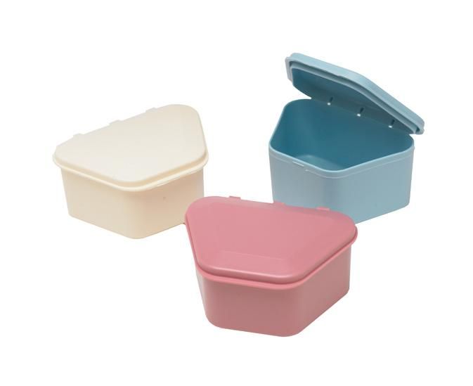 Plastic Dental Retainer Case, Retainer Box, Denture Box