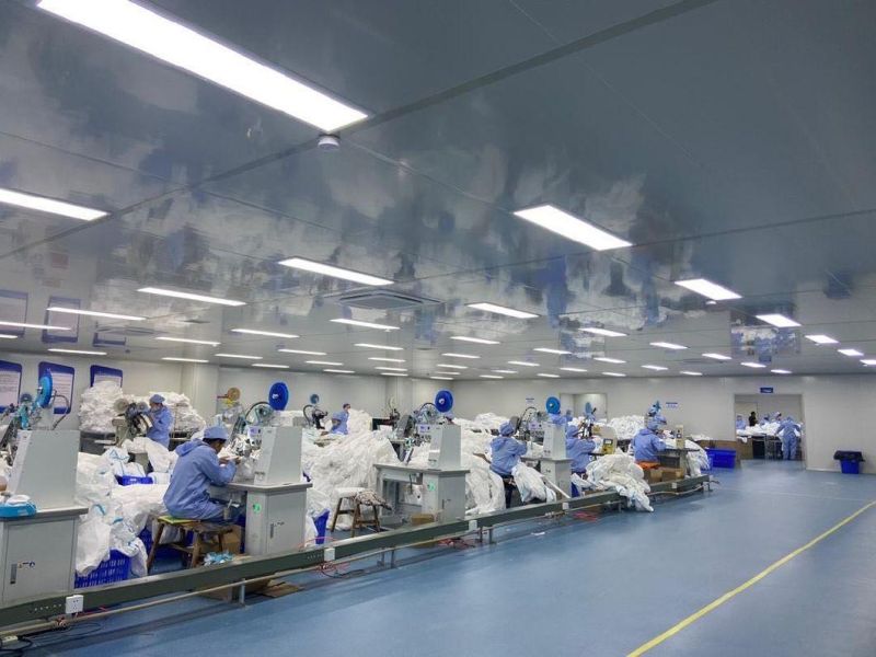 Factory Wholesale Disposable Isolation Gown Safety Clothing