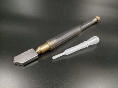 Plastic Oil-Filled Glass Cutter