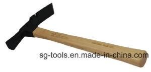 Type B Mason&prime;s Hammer with Hickory Handle