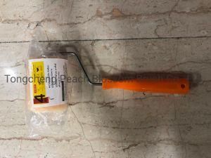 Different Sizes of Roller Orange Plastic Handle Paint Roller Brush