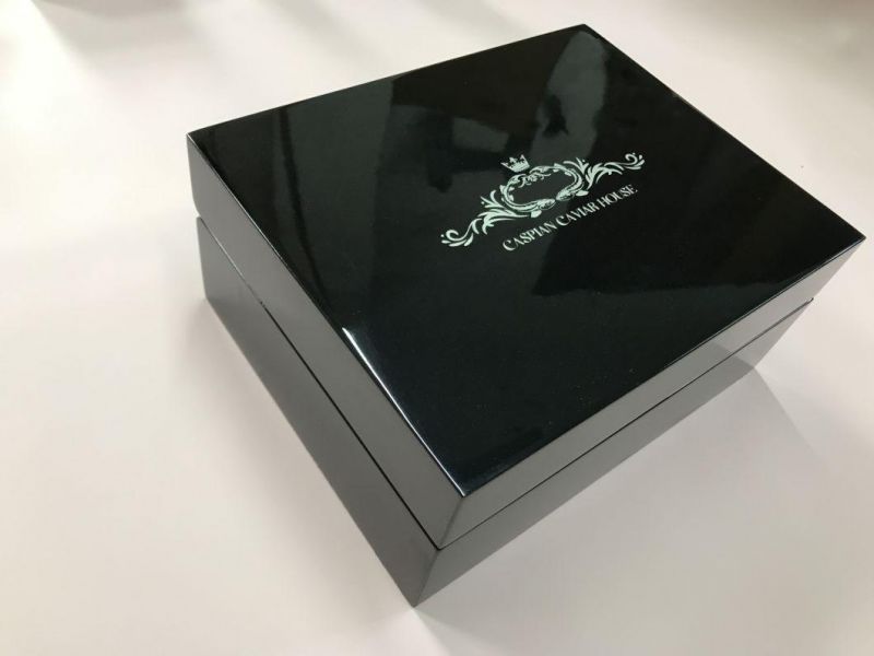 Factory Supply Small Wooden Ring Box Pendant Box Customized High Quality Wood Lacquer Presentation Box