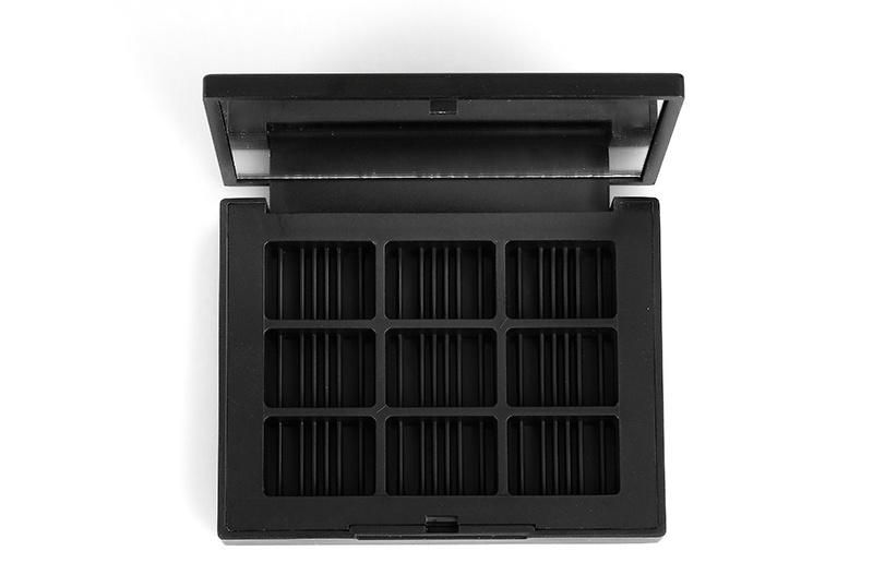 Wholesale 1 Color 5 Color 9 Color Black Eye Shadow Container Custom Printed Empty Blush Palette with Mirror