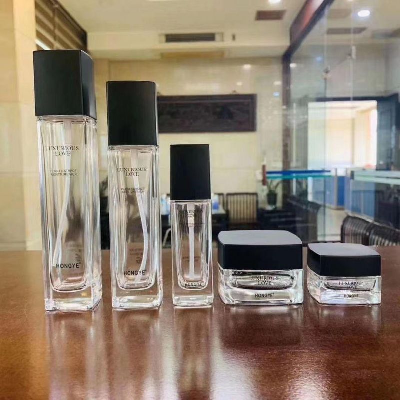 Ds015 Luxury Cosmetic Bottle Set Oz Glass Bottle Containers with Packaging Have Stock