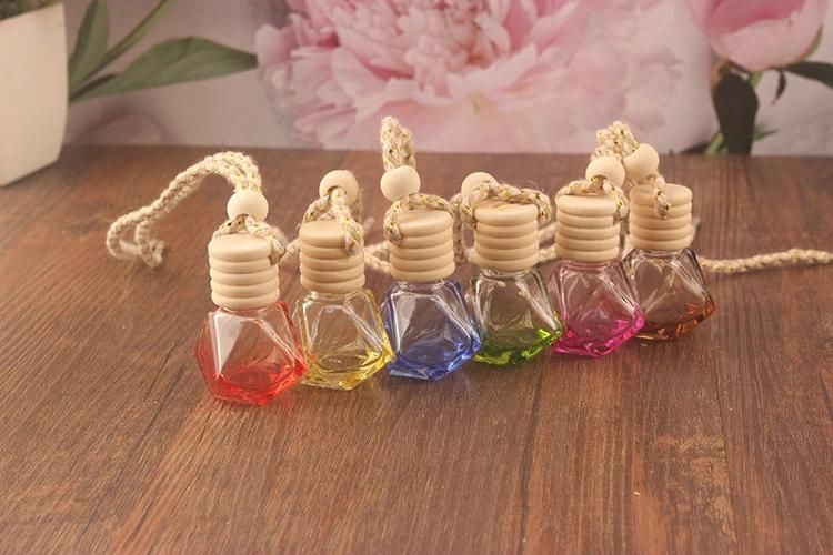 8ml Refillable Car Hanging Glass Perfume Bottle Diamond Shaped Pendant Perfume Aromatherapy Bottle Hanging Air Fresher Ornament Vials