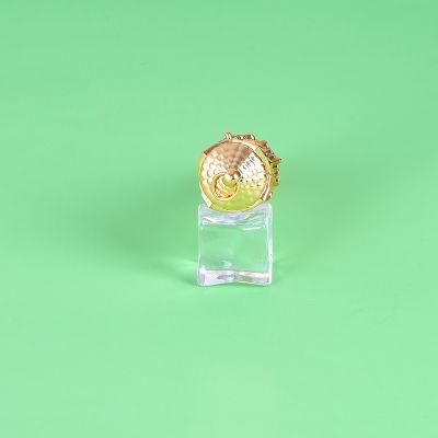 Luxury Unique Shape Luxury Shiny Gold Cosmetic Packaging Lipstick Tube for Makeup Case