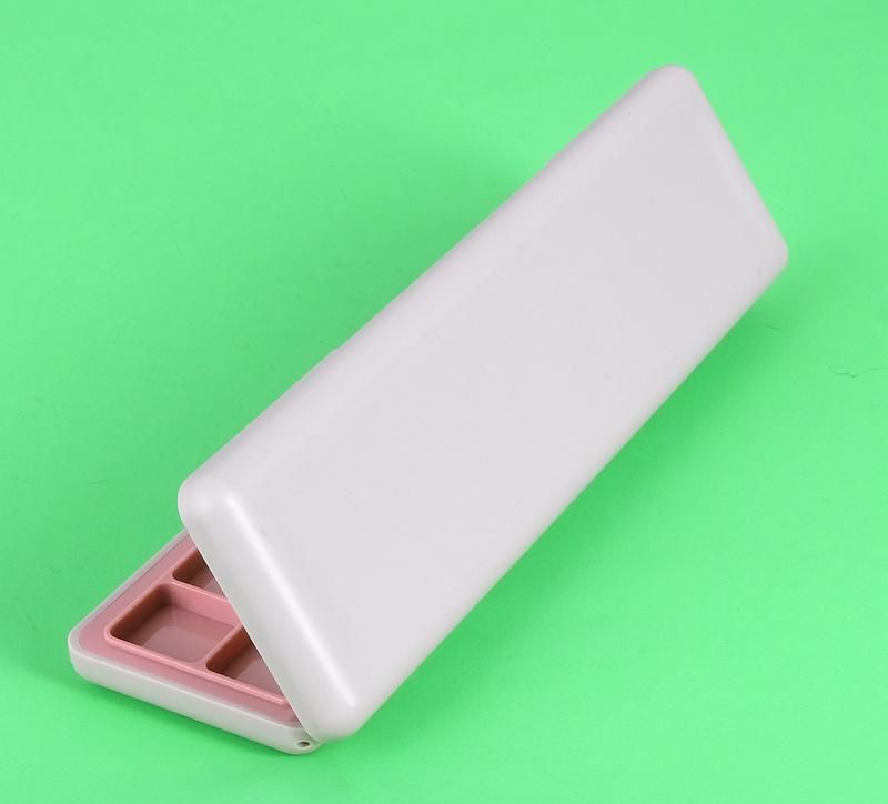 Wholesale 18 Hole Makeup High Pigment Make Your Own Brand Glitter Custom Nude Eyeshadow Palette