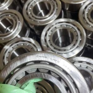 Hard-Wearing Tapered Roller Bearing 30211 Used on Construction Machinery