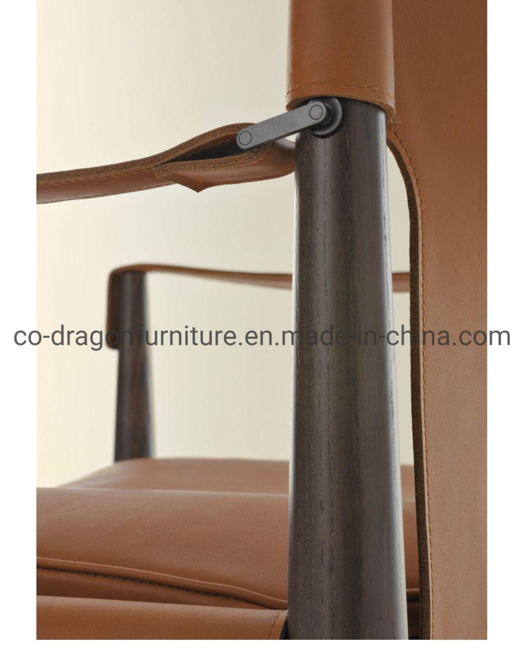 Living Room Furniture Wooden Frame Leather Leisure Chair with Arm