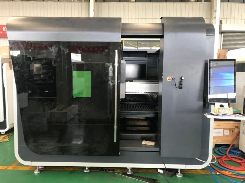 High Power Autofocus Laser Head Enclosed Fiber Laser Cutting Machine