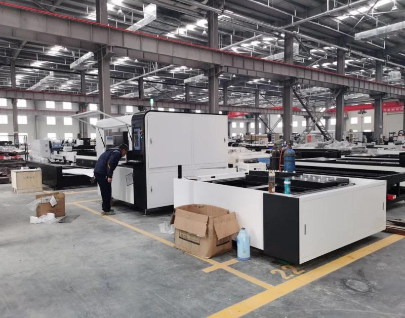 CNC Fiber 1000W 2000W 3000W Laser Cutter for Metal Cutting