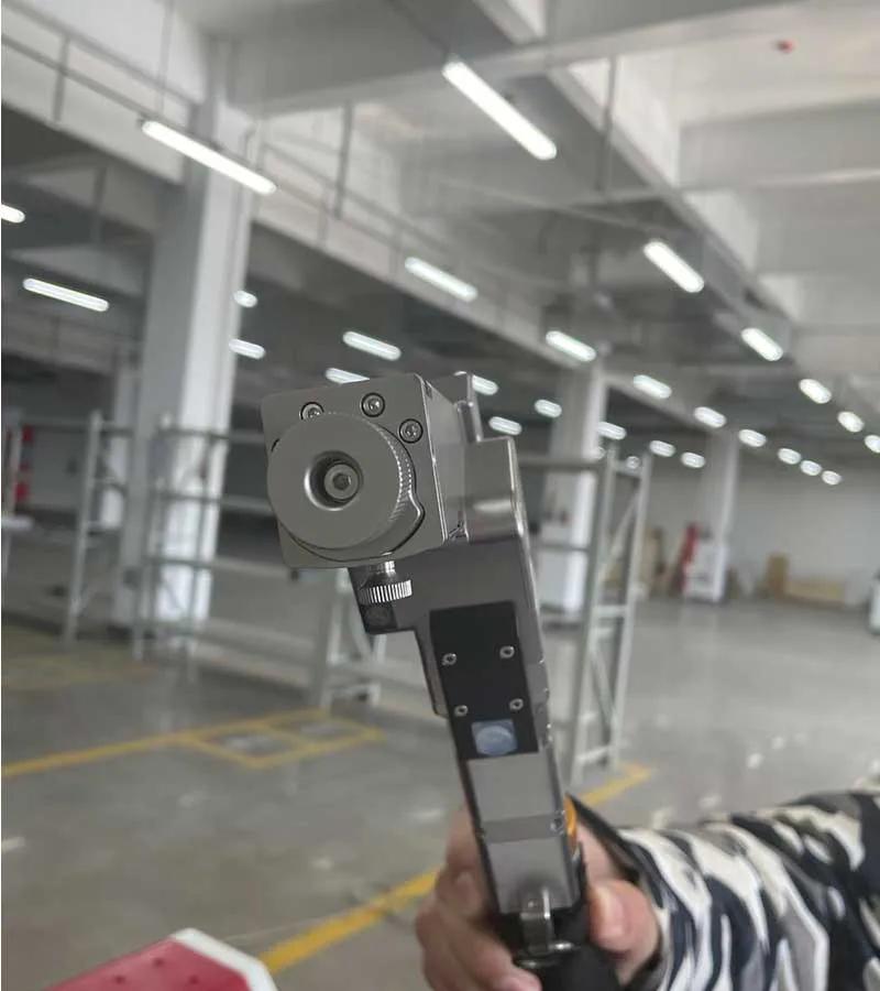 Powerful Portable Fiber Laser Cleaning Machine with 300mm Scanning Width