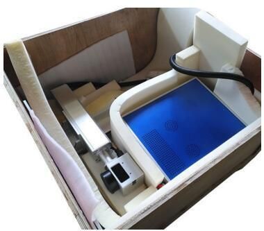 Portable Fiber Laser Marking Machine 20W for Towel Dog Plate