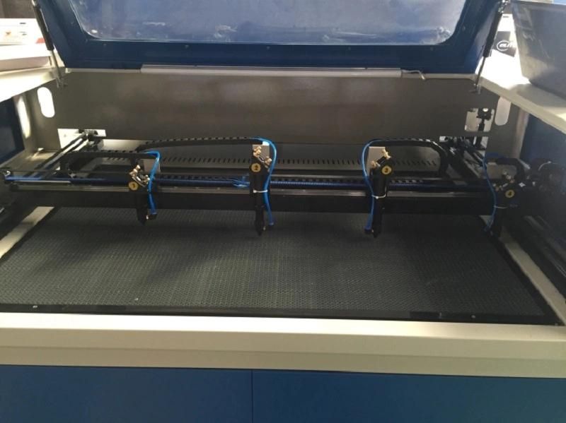 China Laser CO2 Cutting Machine with Four Heads