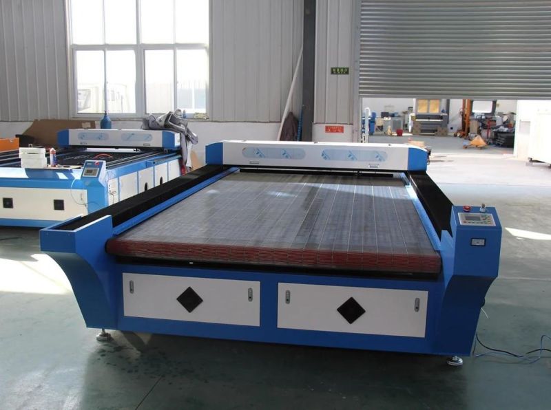 Fabric Cloth Garments Leather Fiberglass CO2 Laser Cutting Machine Flc1610c with Auto Feeding