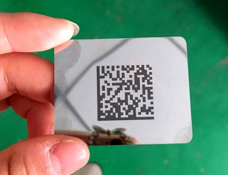 Small Mini Fiber Laser Marking Machine / Laser Qr Codes Printer Marker with Rotary Device 30W 50W