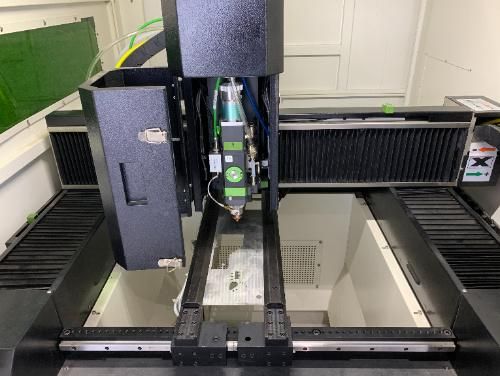 6060 1000W 1500W Mini Fiber Metal Jewelry Laser Cutting Machines Prices