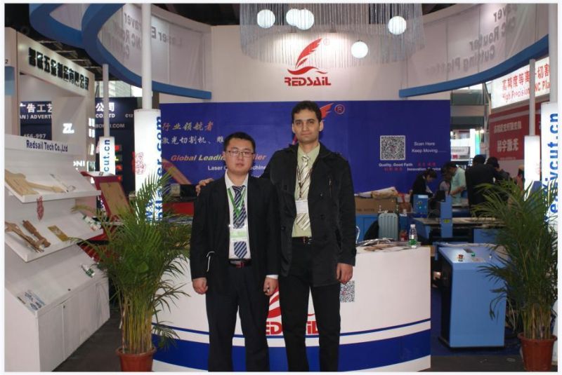 80W 500 X 700 mm Redsail Laser Cutting Machine with CE FDA