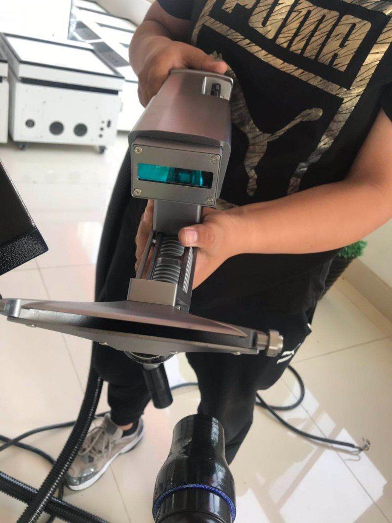 200W 300W 400W 500W Rust Oil Grease Dust Surface Cleaning Removal Fiber Laser Cleaning Machine