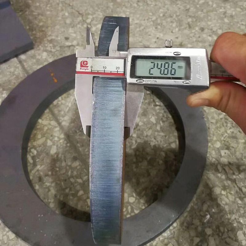 2019 New Design 1500W Pipe Tube 6m Fiber Laser Cuttingmachine