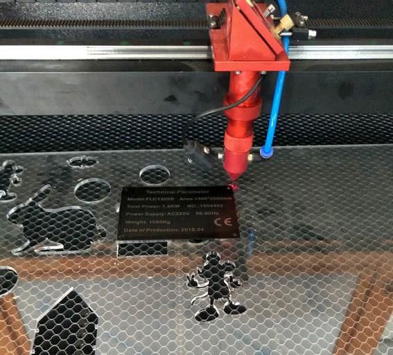 CO2 Laser Cutting Engraving Machine for Wood Plywood Acrylic