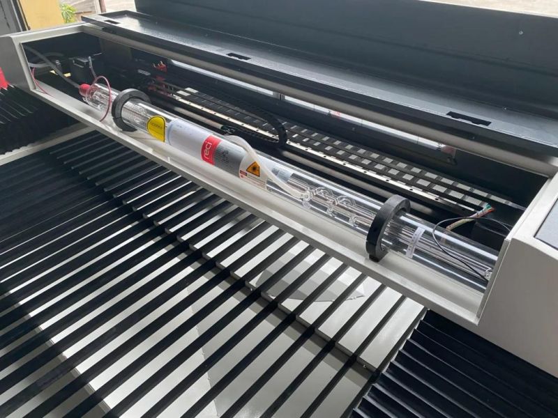 CO2 Laser Cutting Machine for Non-Metallic Materials and Metallic Material