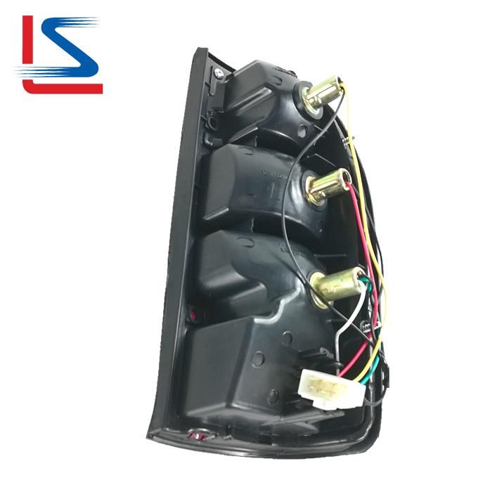 Auto Tail Lamp for Ranger 98-2005 Tail Light L Uh77-51-160A R Uh77-51-150A Rear Light
