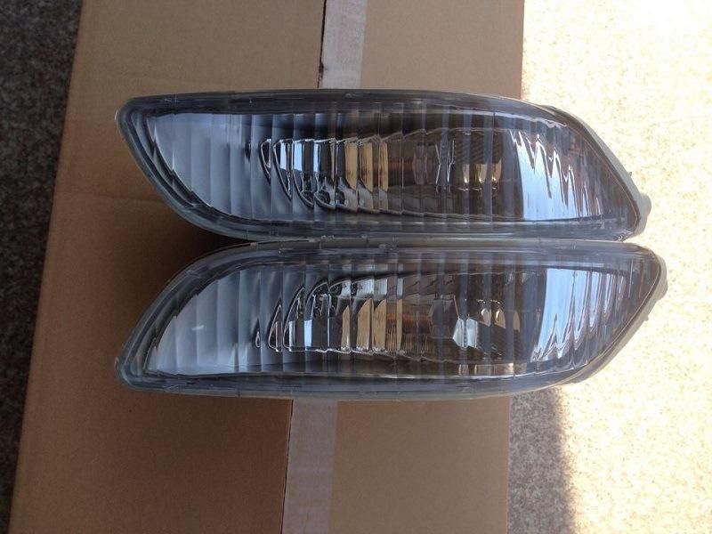 Wholesale Front Fog Lamp for Toyota Avalon 2000-2002 Car Parts