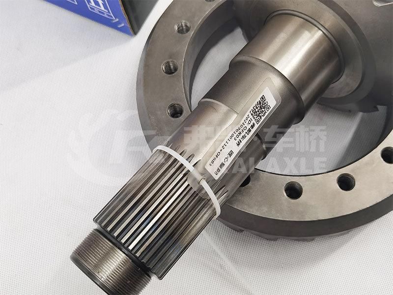Az9981320153 28/17 Middle Axle Bevel Gear for Sinotruk HOWO AC16 Axle Truck Spare Parts Basin Angle Gear Cone Tooth