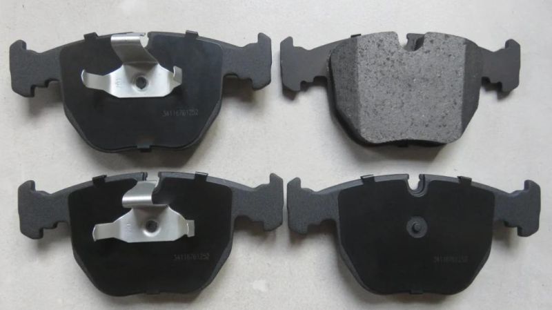 Car Parts Disc Brake Pad for BMW OE 34116761252 D681-7560