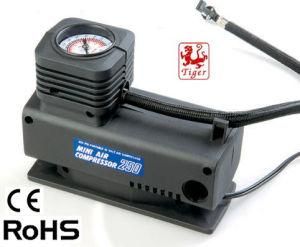 DC12V Mini Light Duty 250psi High Pressure Auto Car Tire Air Compressor (TM10E)