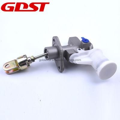 Mr995036 Truck Hydraulic Clutch Master Cylinder for Mitsubishi L200