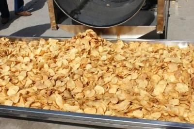 Automatic 100kg Per Hour Potato Chips Making Machine Equipment