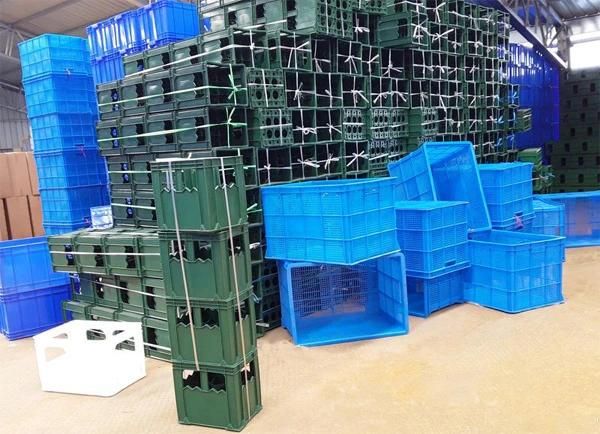 Continious Plastic Basket Washing Machine Crate Washer 300 Crates Per Hour