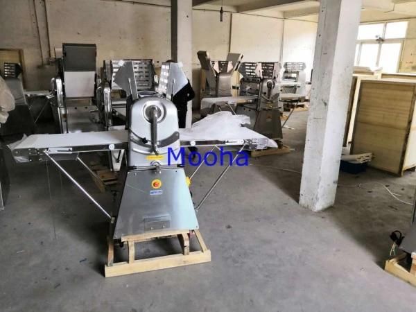 Low Price Commerical Bakery Tabletop Horizontal Counter Portable Bread Pastry Croissant Pizza Dough Sheeter