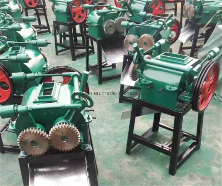 Small Capacity Corn Rice Coconut Flakes Making Machine