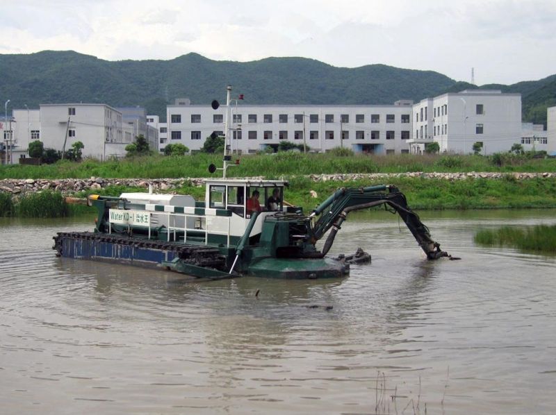 Amphibious Multipurpose Cutter Suction Dredger