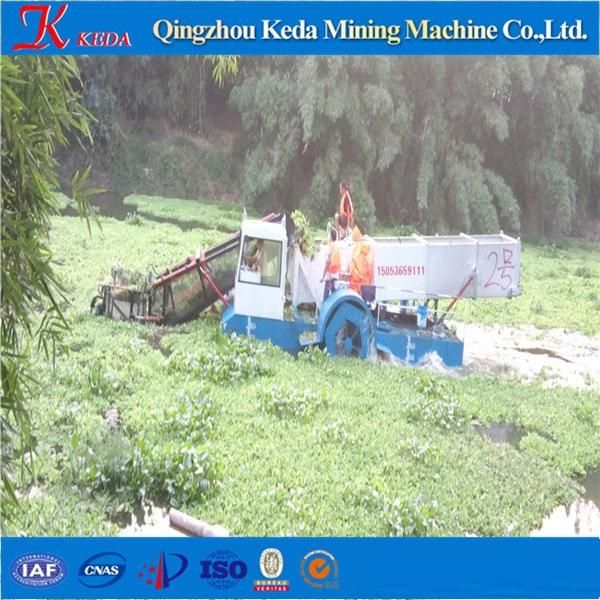 Floating Garbage Collecting Vessel with Good Performance