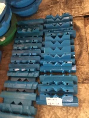 OEM CV129 Sandvik VSI Crusher Wear and Spare Parts Rotor Tip Set