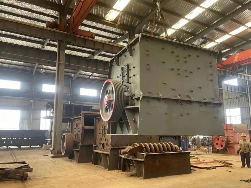 China Made Pwc-2750*1300 Hammer Crusher/Crushing Machine and Equipment
