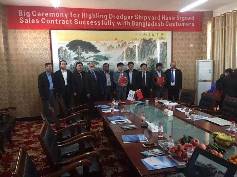 Multfunction Work Boat/Service Ship for Dredgers