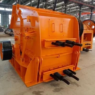Small Mobile Impact Crusher Equipment for Sale on Gravel Stone Crushing