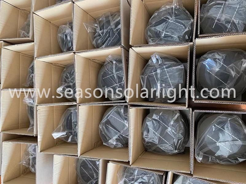 High Lumen Lighting Ce Die Casting Alu. Bright LED Garden Light with Solar Panel & LED Chip Lights