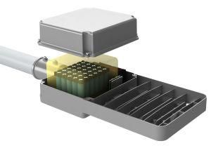 IP65 Waterproof Super Brightness 20W Aluminum Ncm Lithium Batery Solar Power LED Lighting System